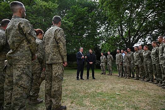 Зеленский назвал неизбежным появление европейских армий на Украине
