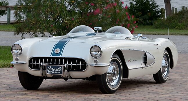 На продажу выставлен единственный в своем роде Chevrolet Corvette