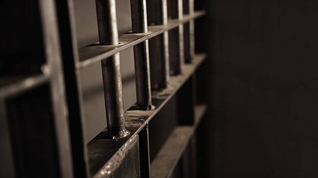 Азербайджан оставил задержанных россиян в тюрьме