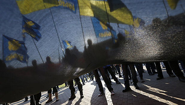 Националисты спровоцировали драку в мэрии Киева