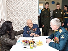 Фонд «Защитники Отечества» в Чите поздравил ветеранов Великой Отечественной войны с 79-й годовщиной Победы