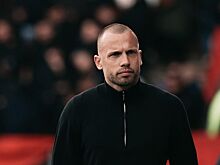 «Аякс» объявил об увольнении Джона Хейтинги с поста главного тренера клуба