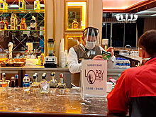 "Русские набирают много еды в одну тарелку": турок о русских