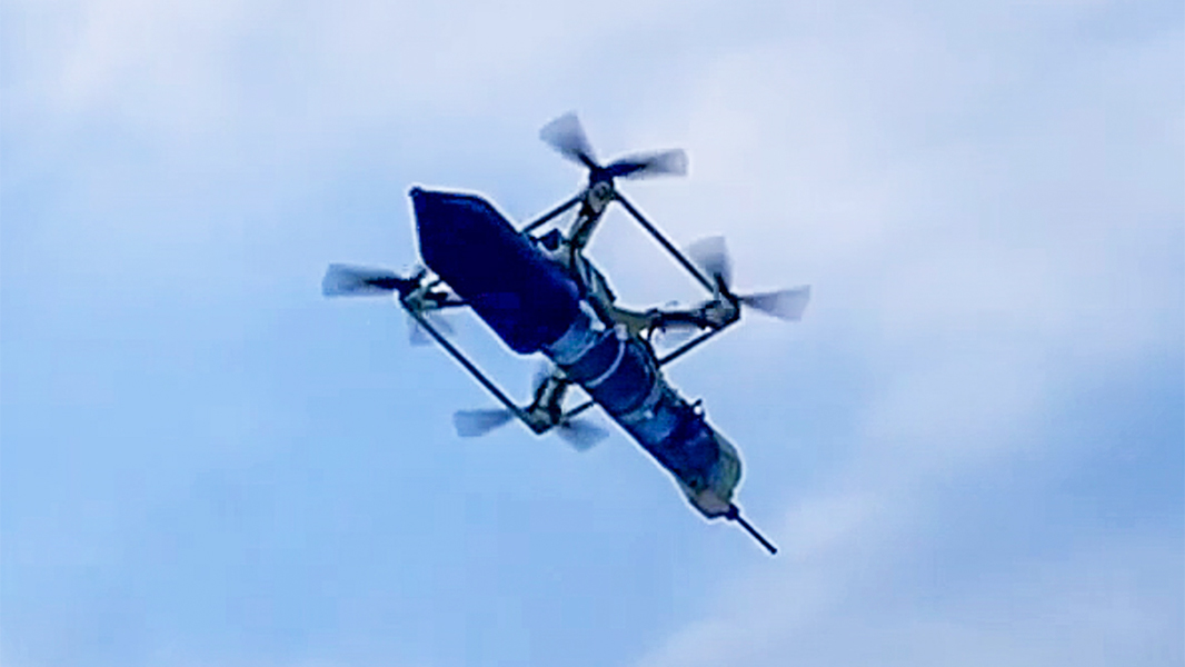 Украинский беспилотник атаковал автомобиль депутата Госдумы