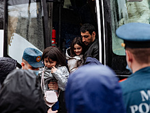 В Благовещенск прибыли 30 беженцев с Украины и из ДНР, среди них семья с 7 детьми