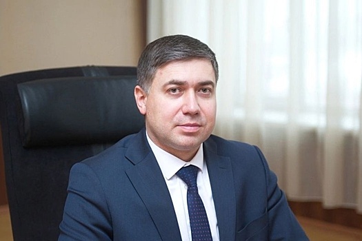 Мэр свердловского города отозвал заявление об увольнении, но депутаты все равно отправили его в отставку