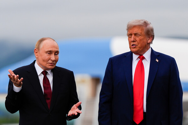Песков ответил на вопрос, планирует ли Путин устроить Трампу экскурсию по Эрмитажу