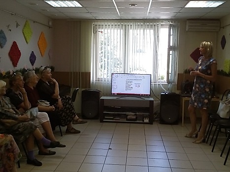 Врач-гериатр снова побеседовала с косино-ухтомцами