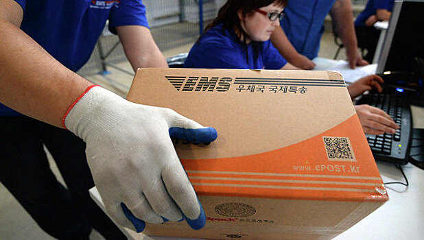 Зарубежные покупки станут невыгодными для россиян