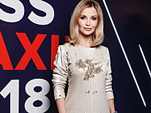 Орлова пришла на финал конкурса Miss MAXIM 2018 в сдержанном платье, а Сысоева показала колени в дерзком мини