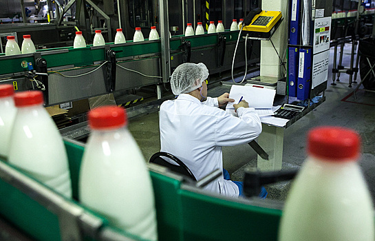 Россия запретила ввоз молока из Белоруссии