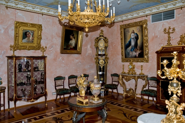 Питерский музей вееров изнутри