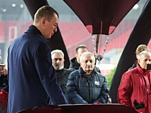 Министр спорта зачитал телеграмму Путина на церемонии прощания с Симоняном