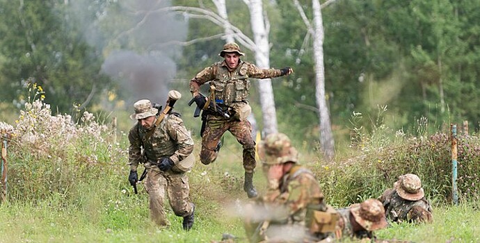 Условное военное положение объявили в Армении