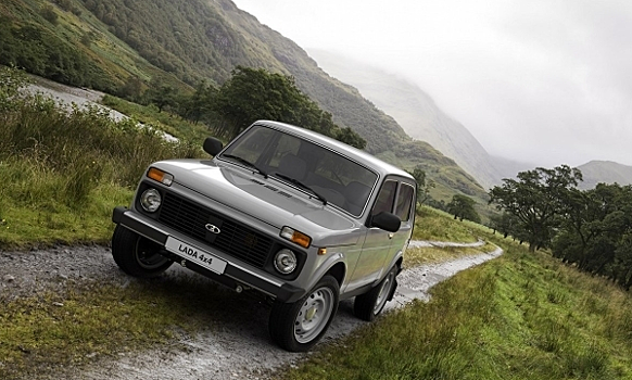 «АвтоВАЗ» снизил цены на Lada Granta и Lada 4x4