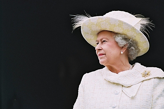 Официальный сайт королевской семьи сообщил о смерти Елизаветы II