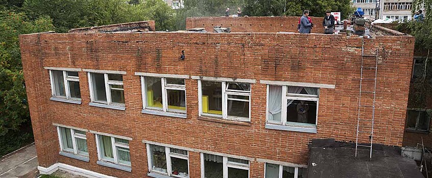 В школах и детских садах Воткинска устанавливают энергосберегающие окна