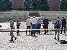 Появились подробности о загоревшемся на Красной площади человеке