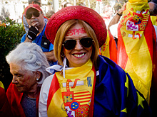 В Барселоне проходит многотысячная акция