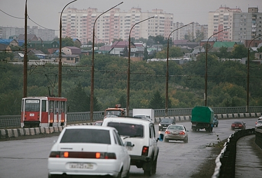 В мэрии Омска прокомментировали слова Шишова о том, что Октябрьский мост находится в критическом состоянии