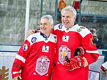 Фетисов, Касатонов, Буцаев, Гусаров вышли на лед в Кондопоге