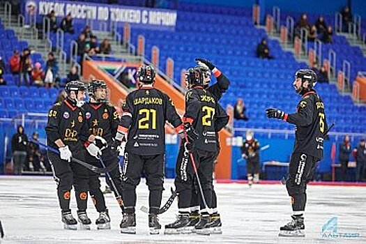 Победный старт сезона: "СКА-Нефтяник" обыграл "Сибсельмаш" в Кубке России