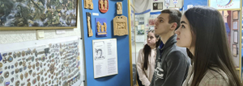 В Белгороде полицейские организовали для учащихся правоохранительного колледжа имени Героя России В.В. Бурцева экскурсию в ведомственный музей