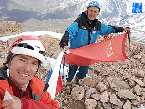 День Победы российские альпинисты встретят в горах Дагестана
