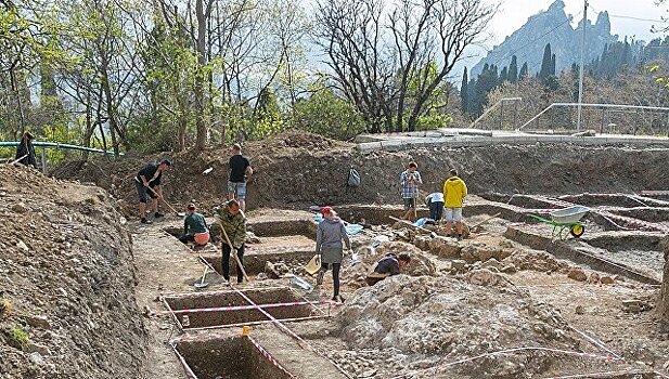 Археологи нашли древнюю византийскую базилику на территории «Артека»