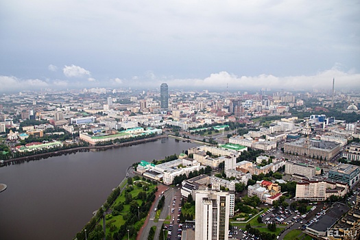 Екатеринбург за три дня. День третий: уральский Арбат, цирк, Косой дом