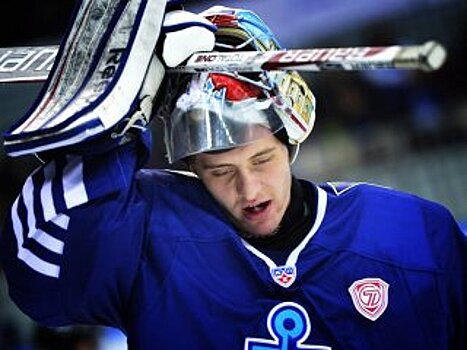 Голкипер Иван Налимов вернулся в «Адмирал»