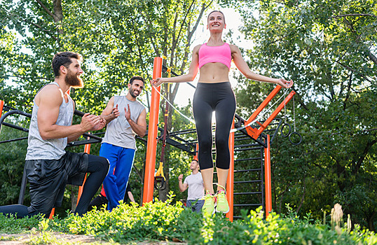 Outdoor fitness — спорт для тех, кому скучно потеть в зале