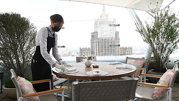 В России вырос спрос на официантов