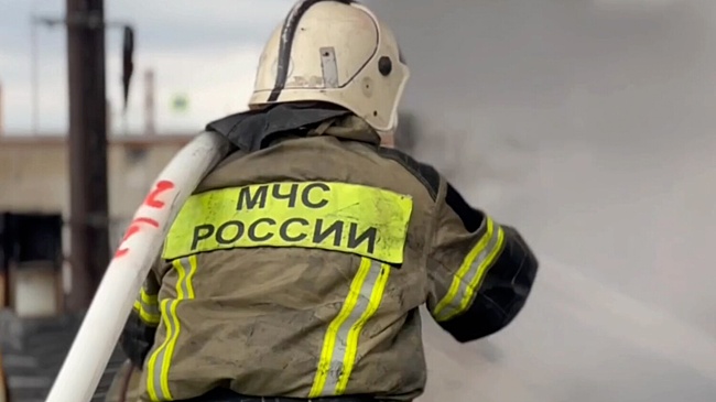 В центре Москвы произошел пожар на автозаправке