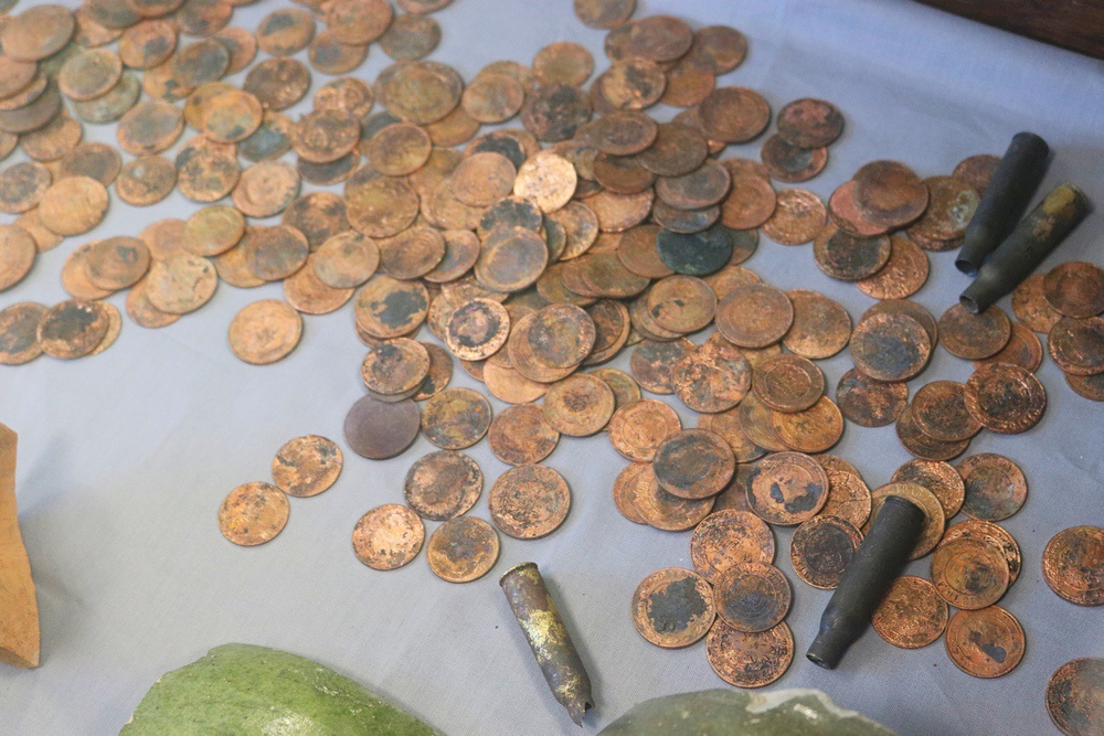 В Севастополе нашли клад монет, спрятанных в годы революции