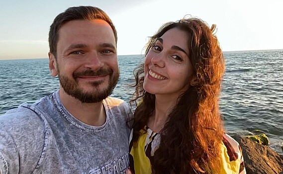 «Дело житейское»: экс-бойфренд Ксении Собчак разводится после года брака