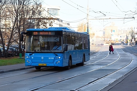 Крупнейший производитель троллейбусов в России уволил половину сотрудников