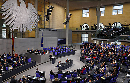 Правящие в Германии партии смогли урегулировать бюджетный кризис — надолго ли?