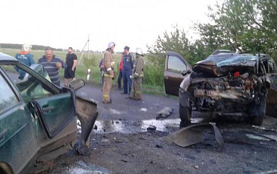 Четыре человека погибли в ДТП в Курской области