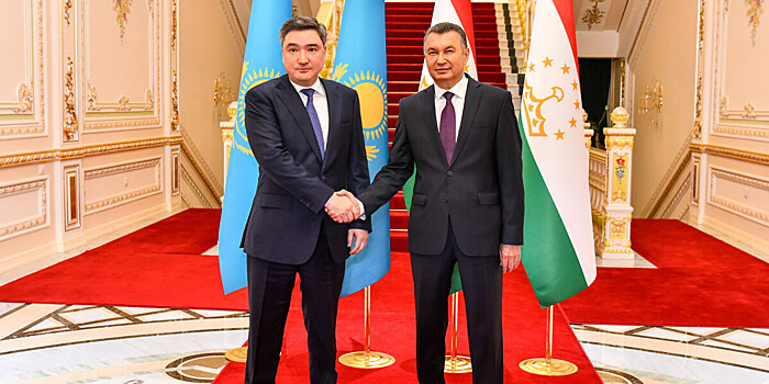 Встреча премьер-министров Таджикистана и Казахстана прошла в Душанбе
