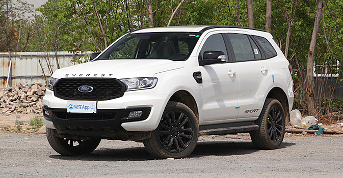 Обновленный Ford Everest вышел в продажу
