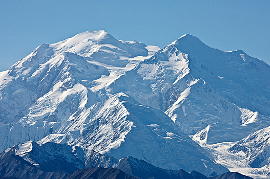 Альпинистов на Аляске обяжут забирать с собой отходы жизнедеятельности