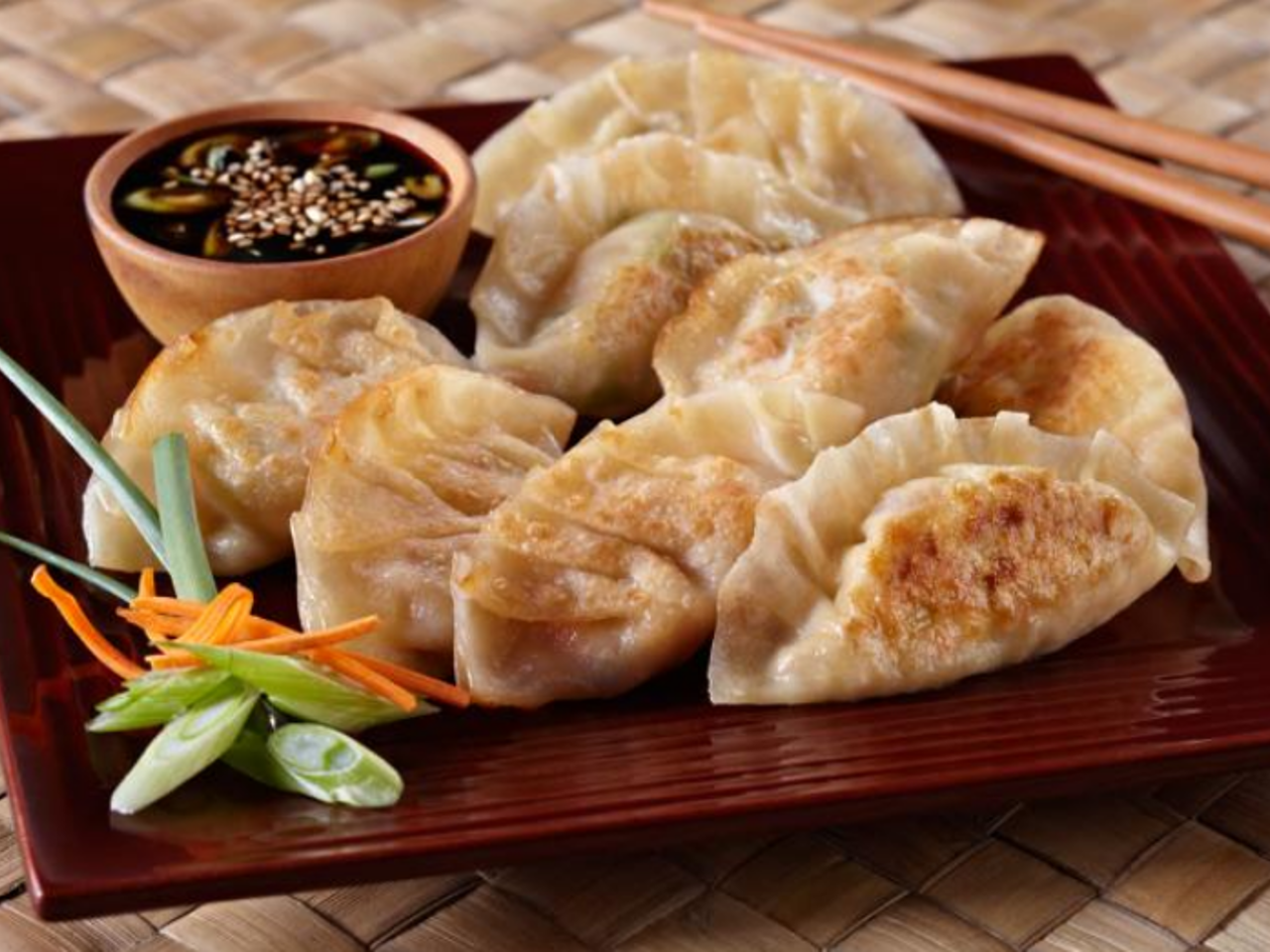 Цзяоцзы (гёдза). Цзяоцзы (гёдза). Пельмешки гедза. Цзяоцзы (гёдза). Цзяоцзы (гёдза).