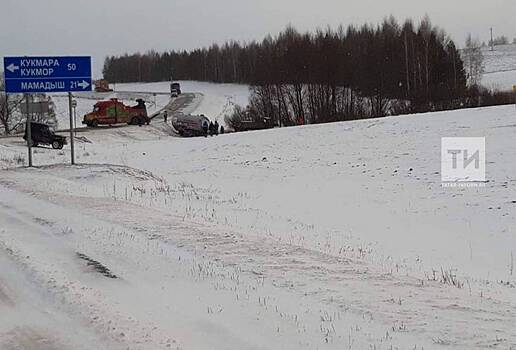 В Татарстане перевернулась цистерна с газом