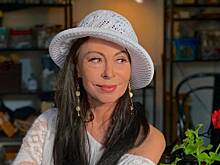 Друг Марины Хлебниковой заявил, что пострадавшая от пожара певица вернется на сцену