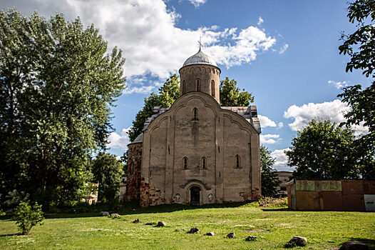 Новгородские древности: церковь Петра и Павла на Славне