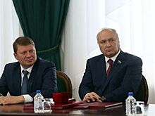 В Красноярске с юбилеем поздравили бывшего мэра Петра Пимашкова