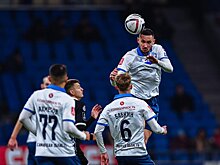 "Если так играть, лучше не выходить на поле. Пономарев - о крупном поражении "Крыльев" от "Динамо"