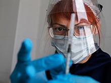 В России приостановили вакцинацию детей от 12 до 18 лет от коронавируса