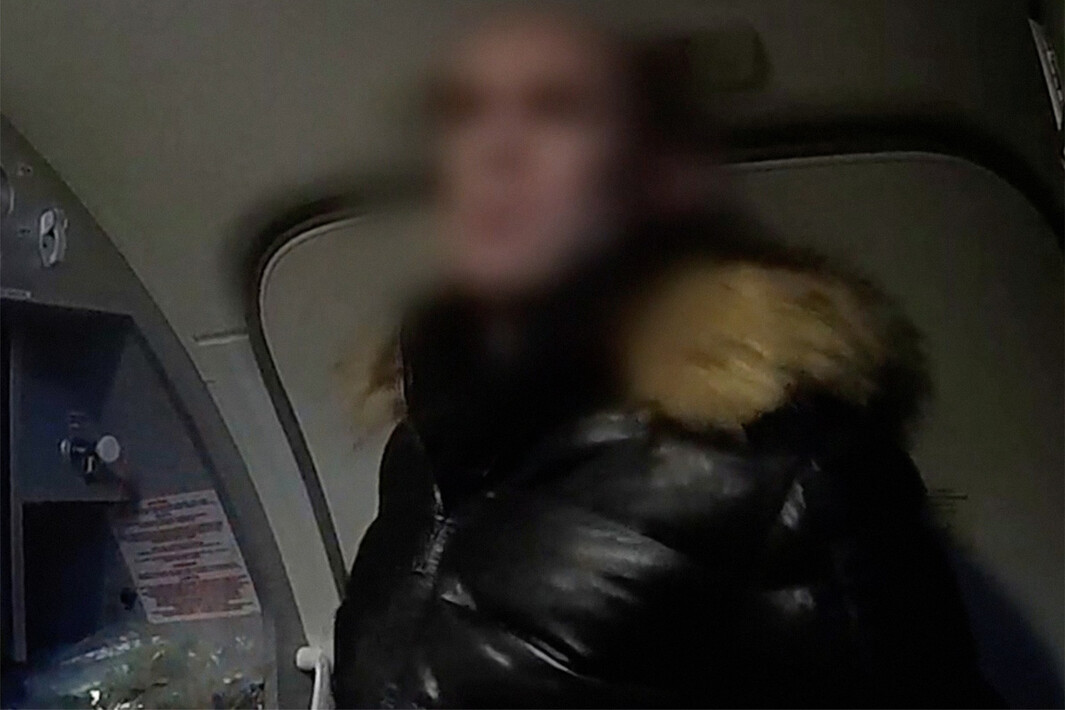 Дебоширы на борту самолета. Вождение в алкогольном состоянии. Алкоголь на борту самолета. Алкогольное опьянение в самолете. Ответственность за управление в состоянии опьянения.